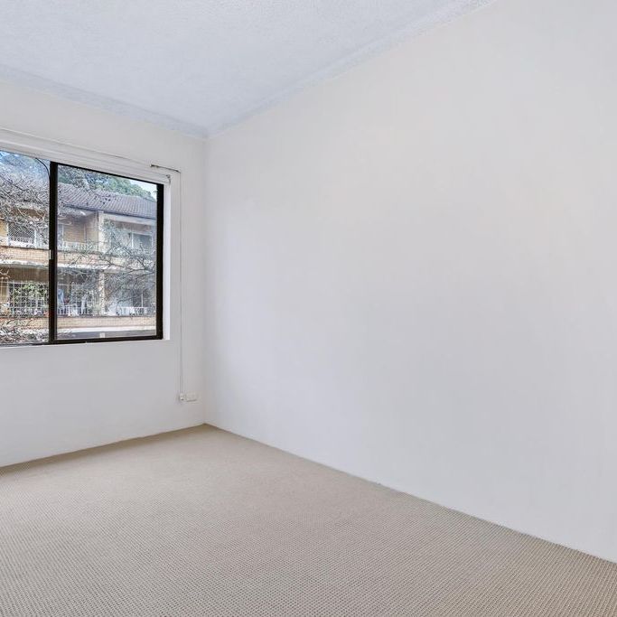 Freshly Renovated Two Bedroom Unit - Photo 1