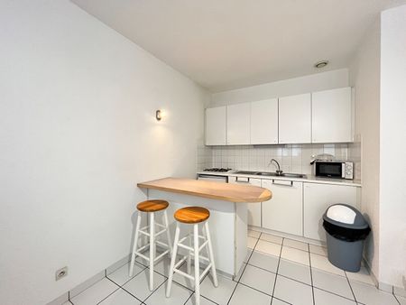 Location Appartement 2 pièces 41m² - Photo 4