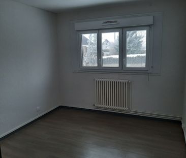 Location - Appartement T4 - 75 m² - Maîche - Photo 3