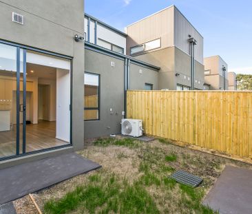 The Perfect Blend of Comfort, Quality & Everyday Convenience! - Photo 5