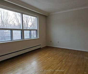For Lease - 423 Pharmacy Avenue Unit# 3, Toronto, Ontario - Photo 6