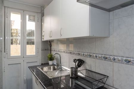 Cozy room in General Lacy Street - Photo 2