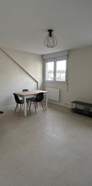 Location Appartement 1 pièce 23m² LAVAL 53000 - Photo 1