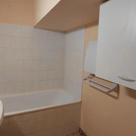Appartement à louer 3 pièces 83m² - Photo 3