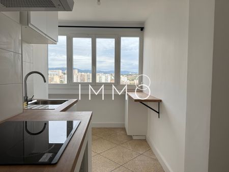 Location Appartement 3 pièces 56m² MARSEILLE 3ème - Photo 5