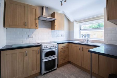 1 bedroom flat to rent - Photo 2