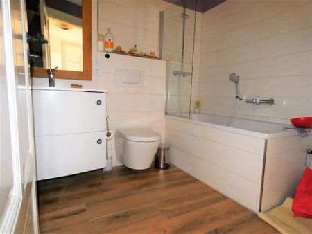 Wohnen in Schönefeld: 3-Zi. Whg mit offener Küche, Balkon, LIFT im Haus - Foto 2