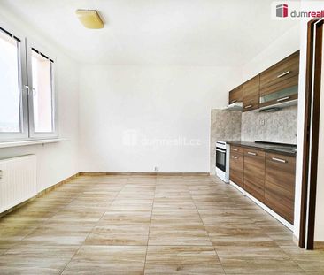 Pronájem bytu 1+1 35 m² - Photo 1