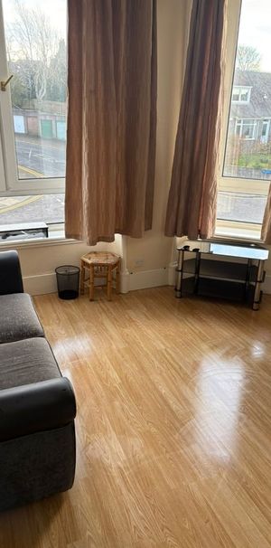 1 Bed Flat, Grampian Place, AB11 - Photo 1