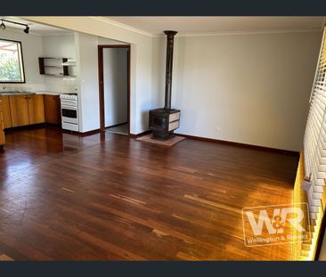 31 Wilson Street, Little Grove, WA 6330 - Photo 4