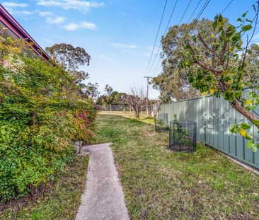 6 Barlee Place, Stirling ACT 2611 - House For Rent | Domain - Photo 6