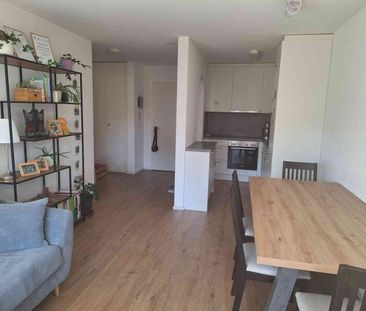 2.5 Zimmer, 61 m², 2. Stock - Foto 2