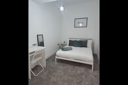 Room in a Shared House, Bath Road, BS4 - Photo 5