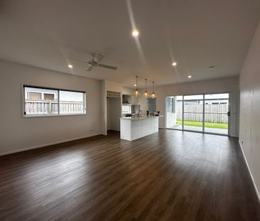 WHO WANTS A BUTLERS PANTRY ? YES PLEASE ! - Photo 6