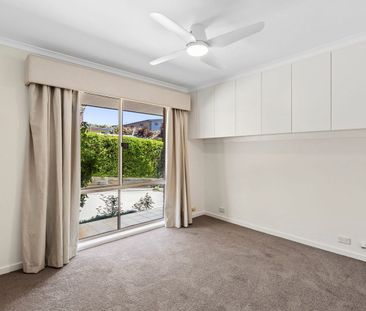 1/15 Henderson Road, Queanbeyan, NSW 2620 - Photo 4