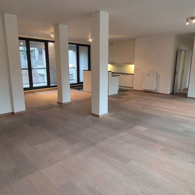 Appartement te huur in Hasselt voor € 950 met 2 slaapkamers - Foto 1