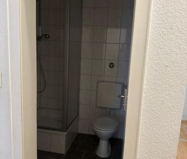 Gemütliche 2-Zimmer Altbauwohnung mit Einbauküche und Balkon - Foto 1