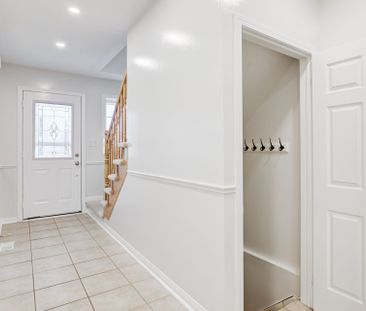 For Lease - 4398 Fairview Street, Burlington, Ontario - Photo 1