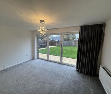 5 bedroom detached house to rent - Photo 2