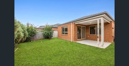 Modern Family Living in the Heart of Clyde North - Photo 4