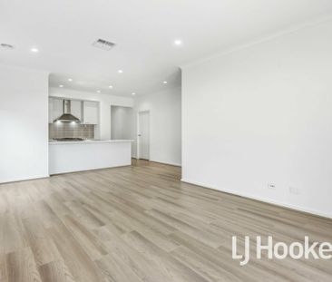 Brand New, Modern Home! - Photo 4