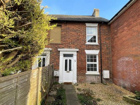 2 bedroom terraced house to rent - Photo 4
