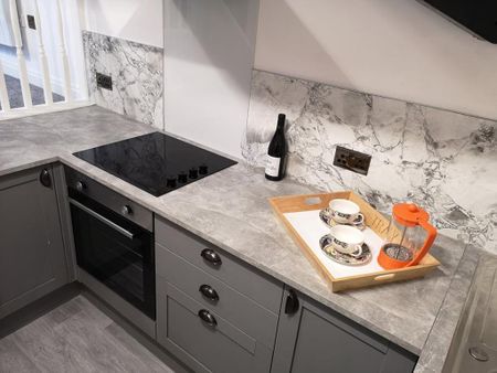 1 bedroom flat to rent - Photo 4