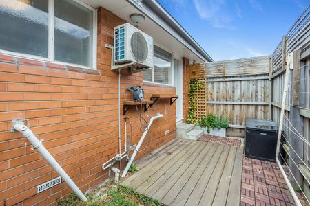 Register To Inspect // Stylish, Spacious & Exceptionally Convenient – The Ideal South Kingsville Retreat - Photo 4