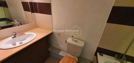 AVIGNON INTRA MUROS Appartement meublé., - Photo 2
