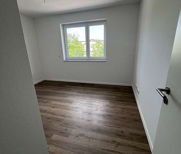 3 ZKB, Gäste-WC, Abstellraum, Balkon, in Dannstadt-Schauernheim - Photo 6