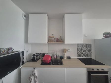 Location appartement 2 pièces - 49.86m² à Lille (59000) - Photo 3