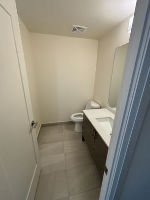 For Lease - 8960 Jane Street Unit# 305, Vaughan, Ontario - Photo 1