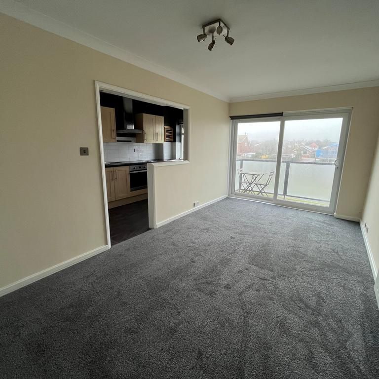 1 bedroom flat to rent - Photo 1