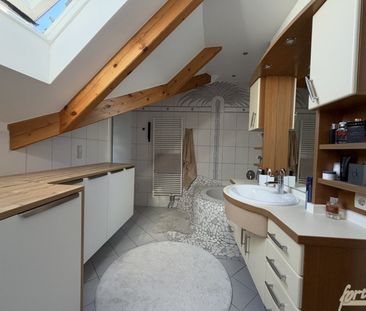 „Zentraler geht’s nicht – helle 2,5-Zimmer-Wohnung in der Blumenstadt“ - Foto 6