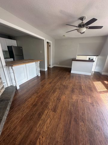 For Lease - 206B Palace Street, Whitby, Ontario - Photo 4