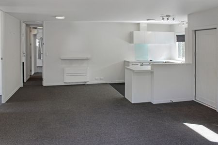 72A Springfield Road, St. Albans - Photo 2