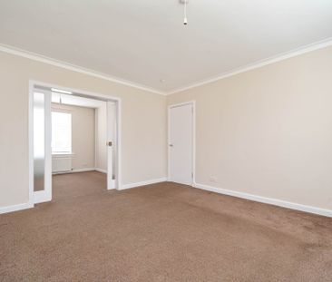 Price £1,250 pcm - Available Now - Unfurnished - Photo 1