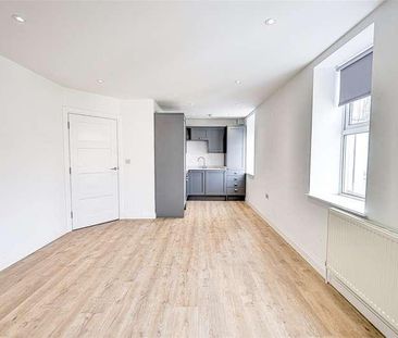 London Road, Westcliff-on-sea, SS0 - Photo 2