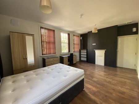 4 Bed - Flat 2, 84 Westcotes Drive, Leicester, - Photo 5