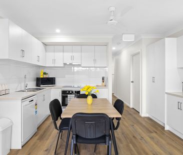 174A Gladstone Road, Highgate Hill, Qld 4101 - Photo 2