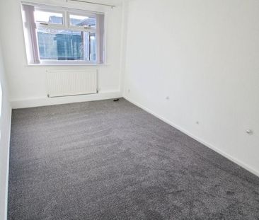 2 bedroom bungalow to rent - Photo 1