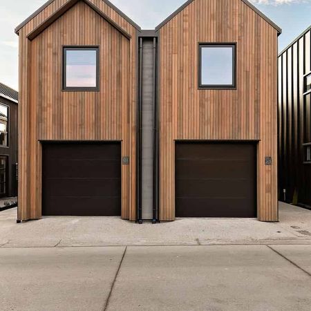 2 Bed, 2 Bath Townhouse with Garage! - Photo 3