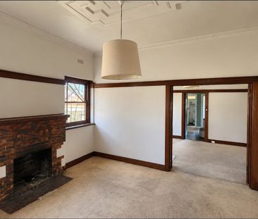 2 Bedroom Period home - Photo 5