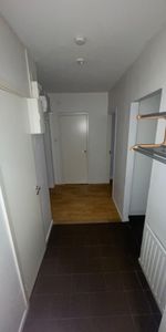 Heljestrandsgatan, Eskilstuna - Photo 3