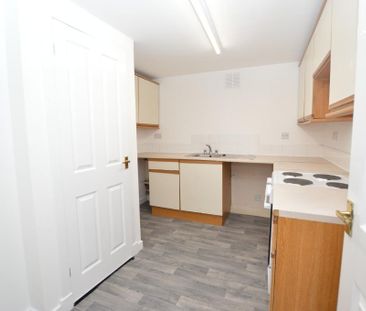 2 bedroom detached house to rent - Photo 4