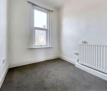 2 bed upper flat to rent in NE35 - Photo 4