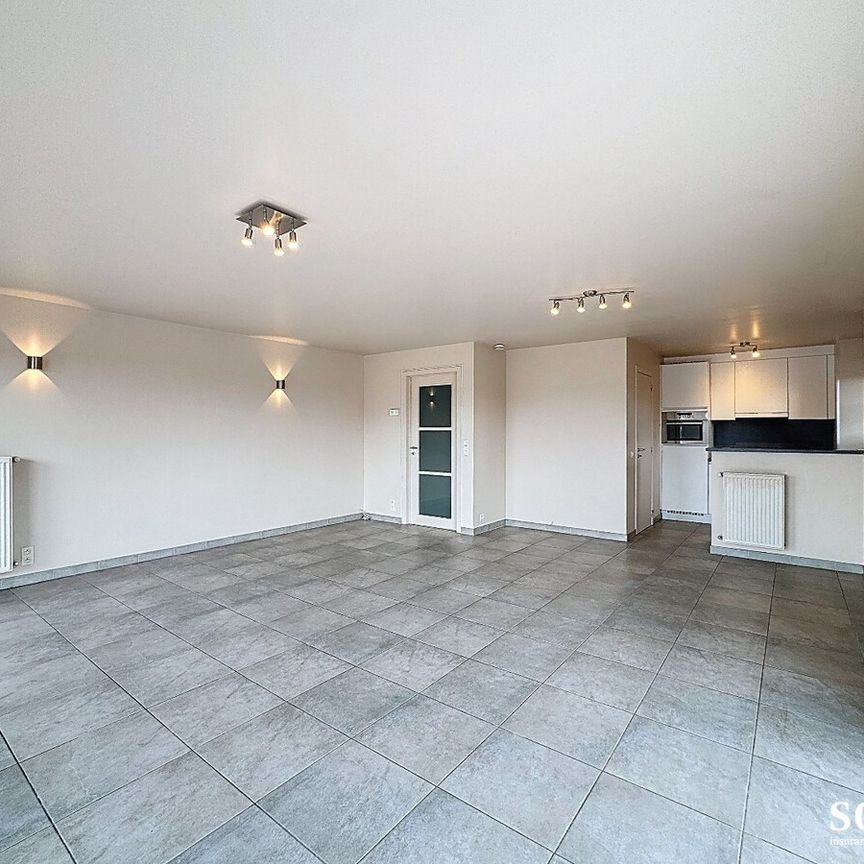 Lichtrijk appartement met gunstig EPC in het centrum van Maldegem - Photo 1