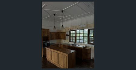 4-Bedroom Queenslander in Prime Eastside Location - Photo 2