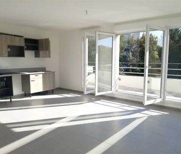 Location appartement 4 pièces - 94m² à Ferney-voltaire (01210) - Photo 4