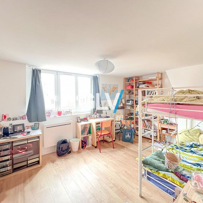 Appartement 4 pièces à Lille - Photo 1